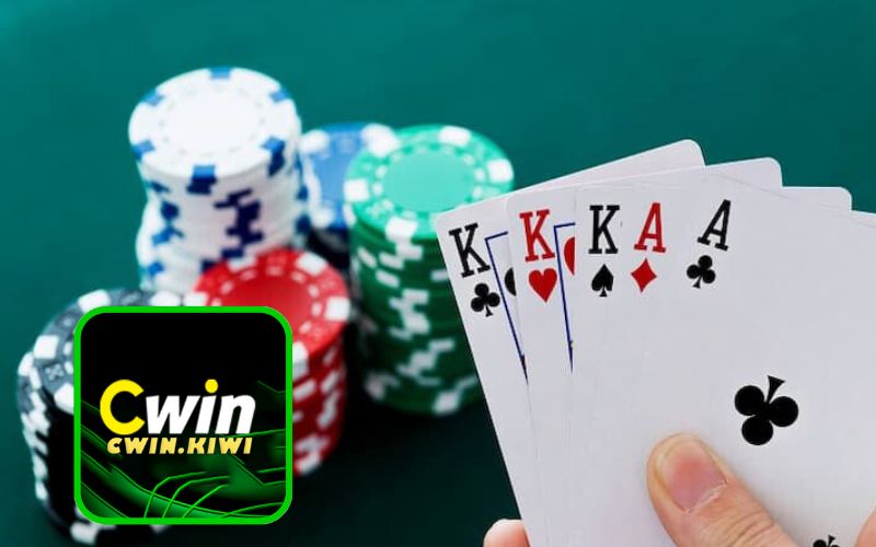 Chuyên gia CWIN tổng hợp các mẹo chơi bài Poker